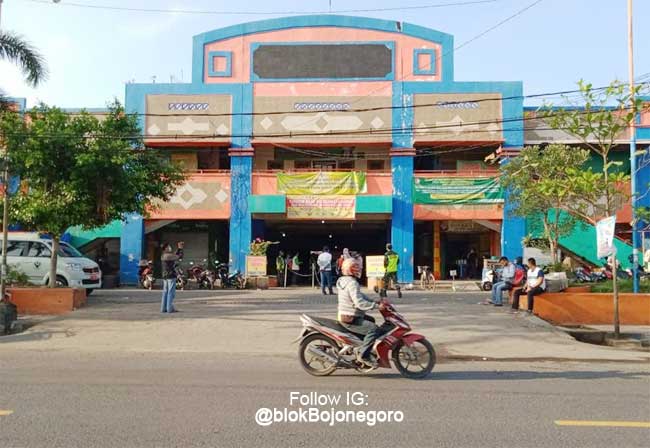 Pedagang Pasar Sumberrejo Ikuti Rapid Test