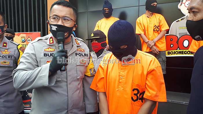 Disdik Sayangkan Tersangka Mengaku Guru