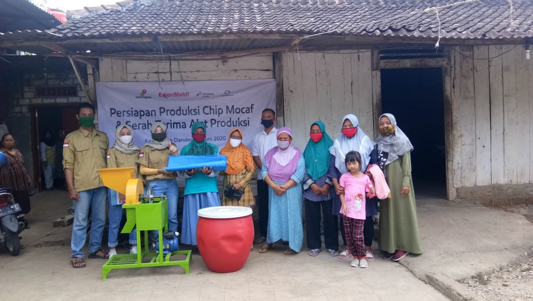 EMCL Serah Terimakan Alat Produksi Chip Mocaf ke KUB di Dander