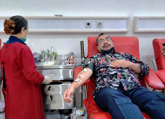 Peduli Sesama, Notaris Bojonegoro Kompak Donor Darah
