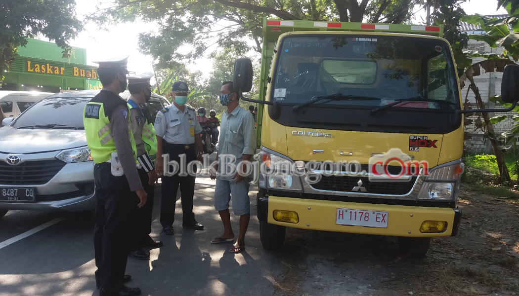 Dishub Gelar Operasi Kestib, Tertibkan Truk Kelebihan Tonase