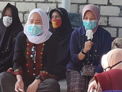 Bela Sungkawa, Bupati dan Sekda Takziah di Rumah Keluarga Korban Laka