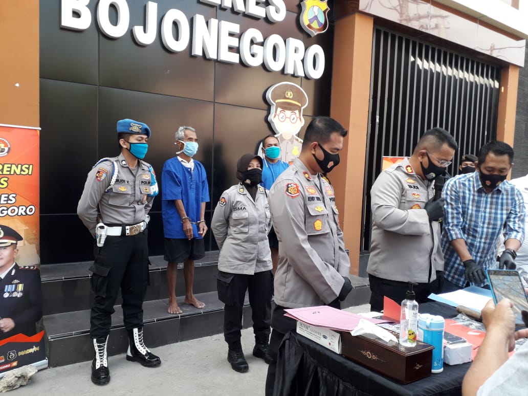 Duh....! Kakek 72 Tahun Setubuhi ABG