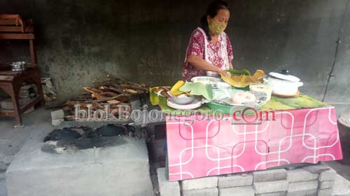 Pagi Hari, Nikmatnya Kuliner Tradisional Serabi Ala Bu Bambang
