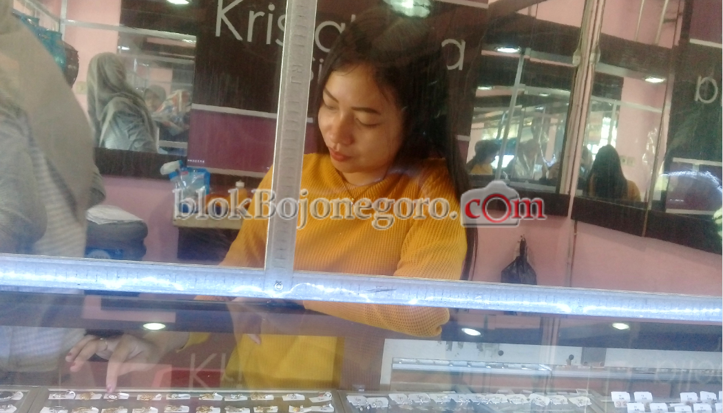 Perhiasan Silver, Solusi Tampil Modis Tanpa Kuras Kantong
