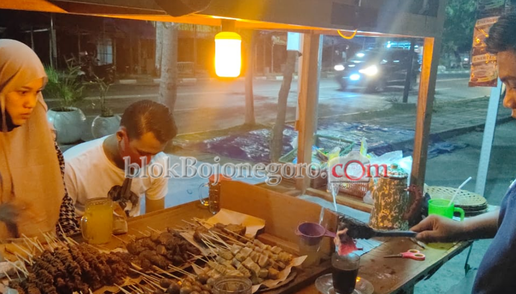 Menikmati 'Kopi Areng' Khas Jogja di Bojonegoro