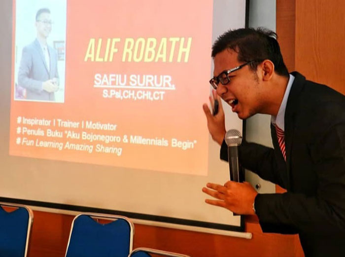 Alif Robath, Motivator Sukses Asal Bojonegoro Jadi Idola Millenial