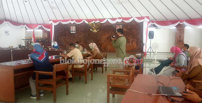 Rapat Koordinasi dengan SKK Migas dan Perhutani, ini Harapan Bupati