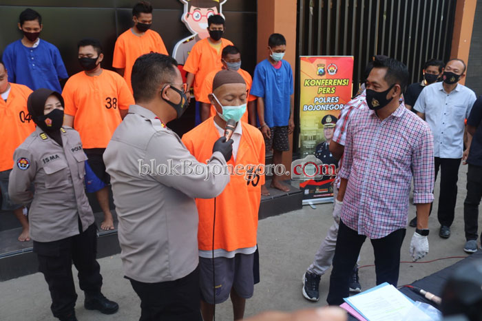 Duhh.....!!! Pria Paruh Baya Setubuhi Anak Dibawah Umur