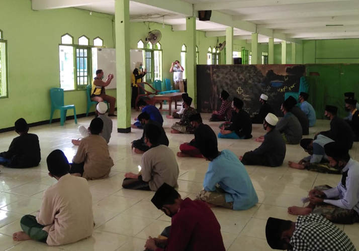 Ponpes Attanwir Bekali Santri Tata Cara Hidup Sehat di Tengah Pandemi
