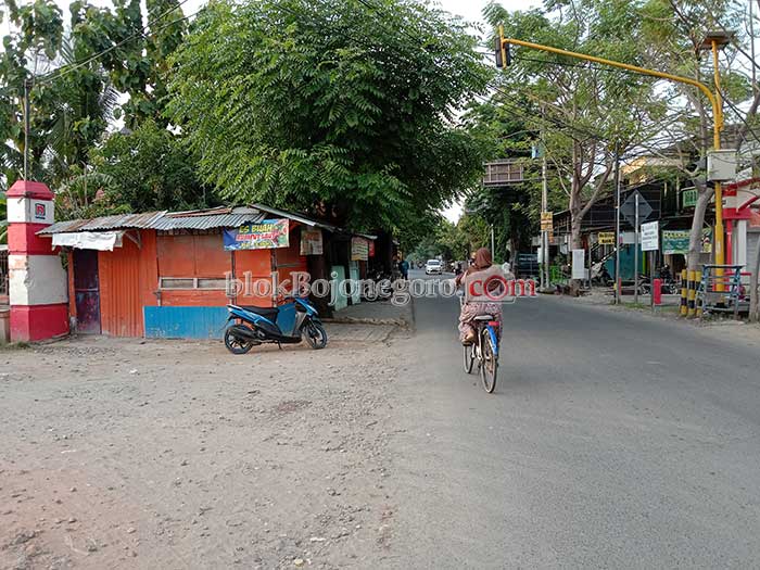 Pelebaran Jalan dan Dibuat RTH, 9 Pedagang di Jalan Munginsidi Direlokasi
