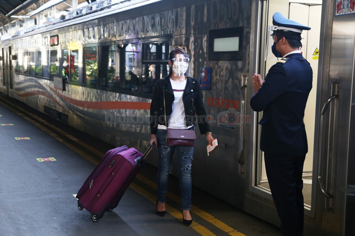 4 Hari Long Weekend, 59.315 Penumpang Naik di Wilayah KAI Daop 8 Surabaya