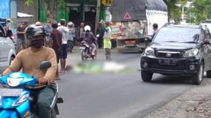 Diduga Hendak Dahului Truk, Pengendara Motor di Baureno Meninggal di TKP