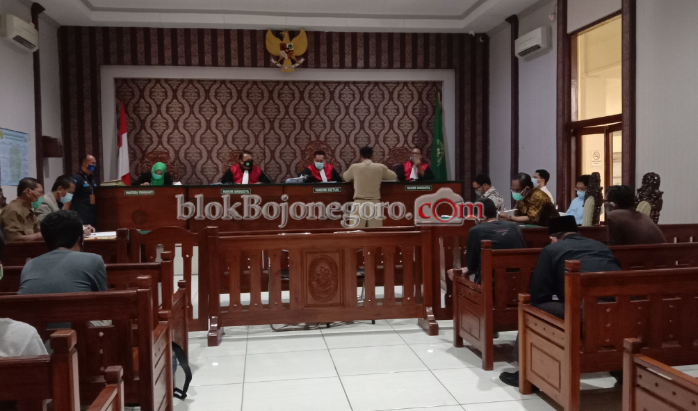 Sidang Lanjutan, Penggugat dan Tergugat Ajukan Bukti Tertulis