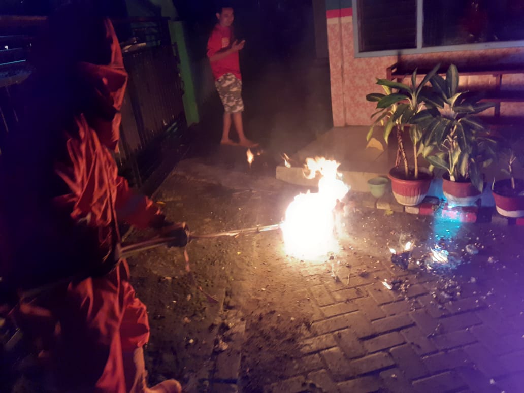 Damkar Lagi-lagi Evakuasi 3 Sarang Tawon