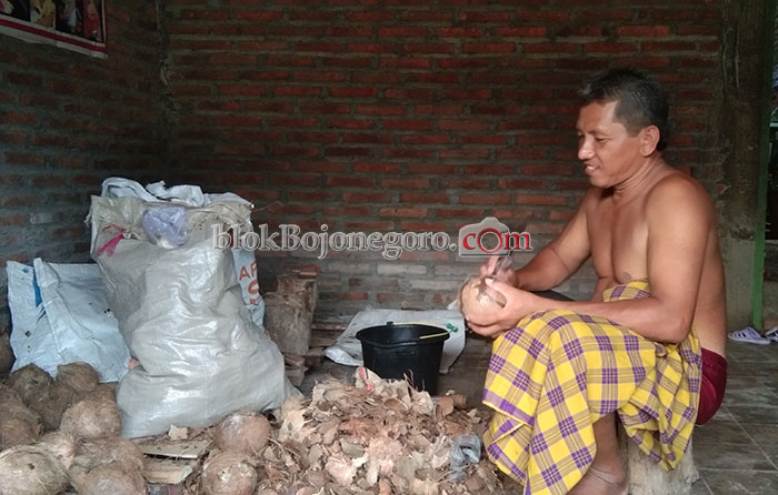 Tak Ada yang Terbuang, Usaha Kelapa Sangat Menguntungkan