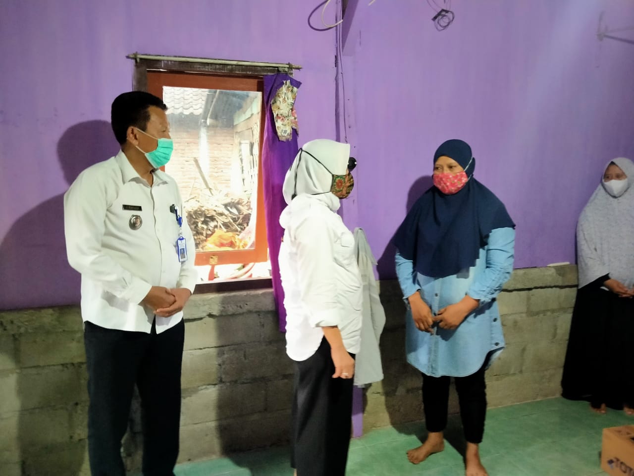 Bupati Anna Datangi Keluarga Korban Tersambar Petir di Dander