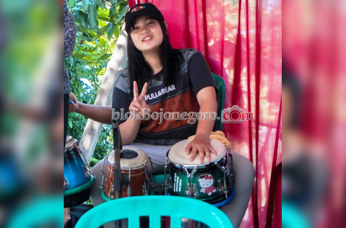 Gadis Belia Asal Tambakrejo Ini Ternyata Jago Main Kendang