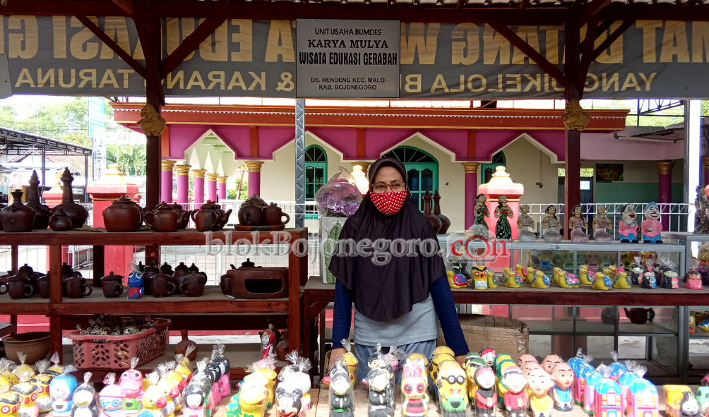 Wisata Gerabah Rendeng Masih Bertahan di Tengah Pandemi