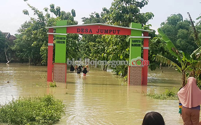 Sungai Meluap, Beberapa Desa di Sukosewu Tergenang