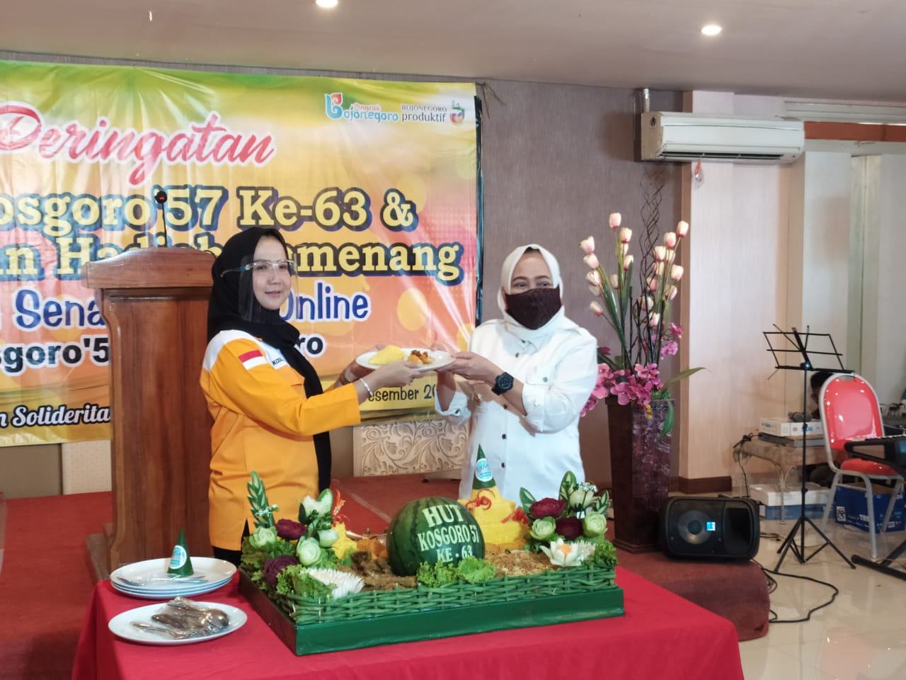 Apresiasi Kosgoro, Bupati Serahkan Langsung Hadiah