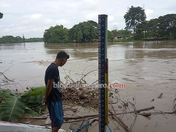 Sempat Akan Menyentuh Siaga 2, TMA Sungai Bengawan Solo Mulai Turun