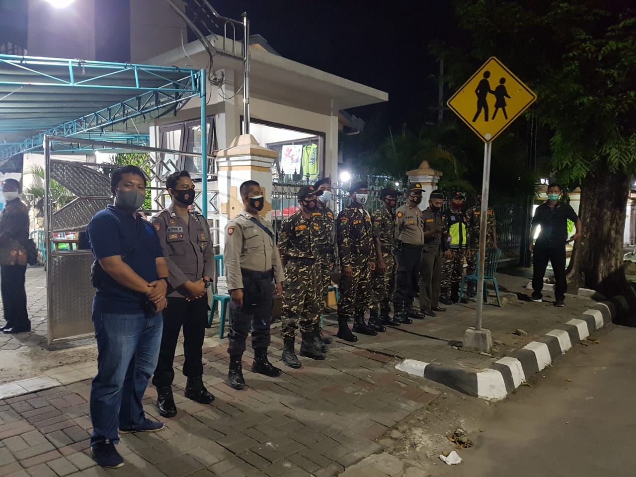 Jaga NKRI, Seratusan Banser Bojonegoro Disiagakan di Gereja