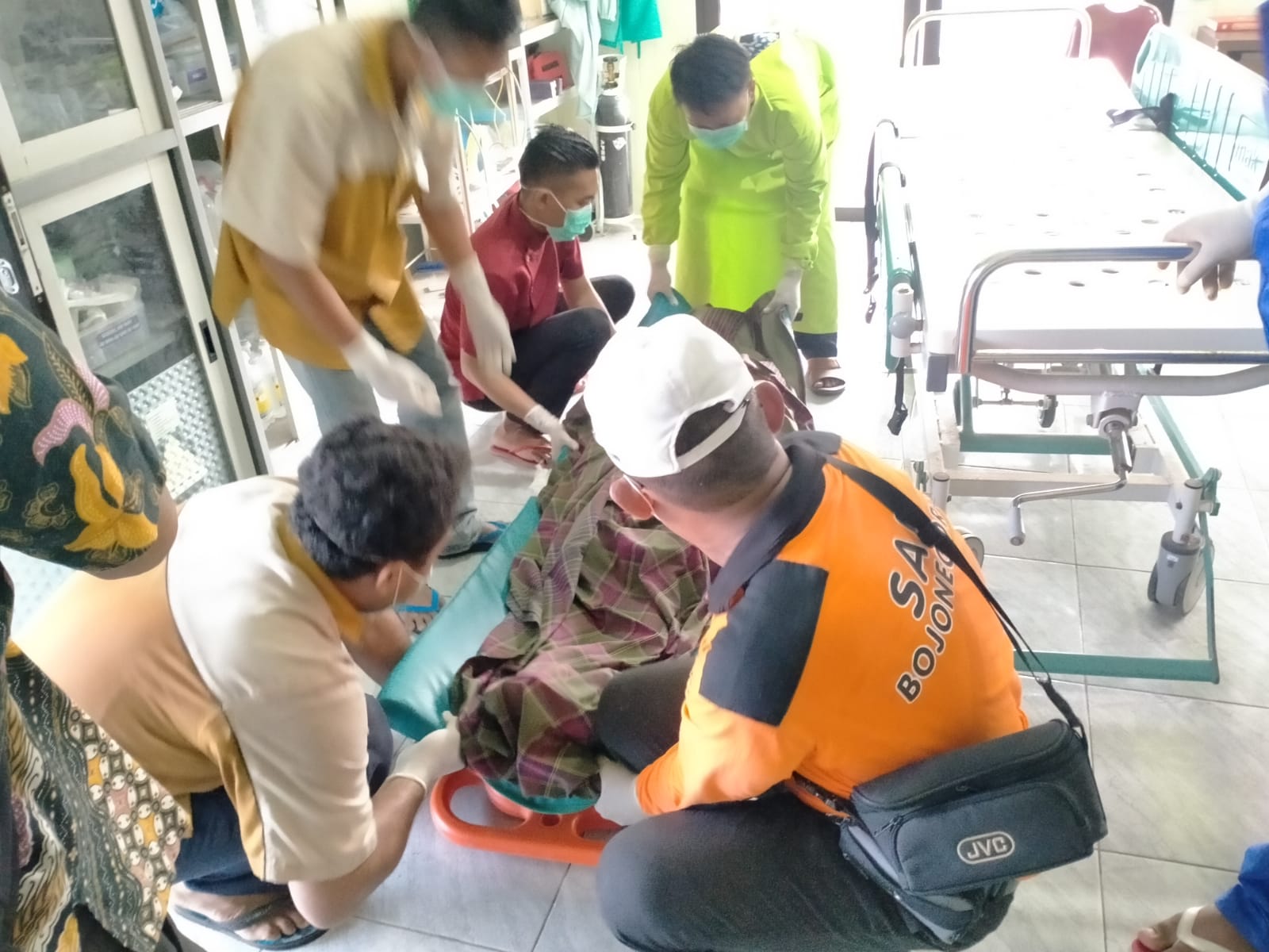Hendak Tali Perahu ke Tepi, 2 Penambang Pasir asal Tuban Tenggelam dan Meninggal