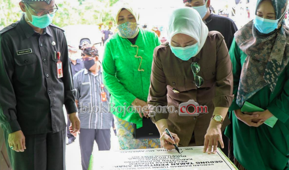 Pemkab Bojonegoro Resmikan Tempat Penitipan Anak di Ngasem