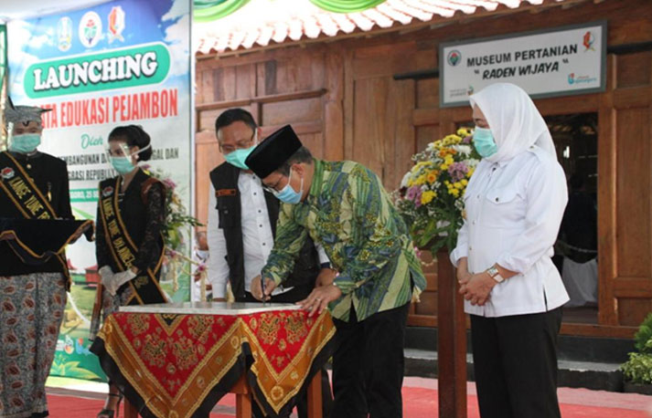 Launching Wisata Edukasi Pejambon Bersama Menteri Desa PDTT Dan ...