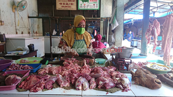 Tahun Baru, Harga Daging Masih Tetap Stabil Namun Pelanggan Menurun