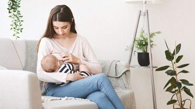 Stres Produksi ASI Sedikit? Coba Deh Terapi Hypno Breastfeeding