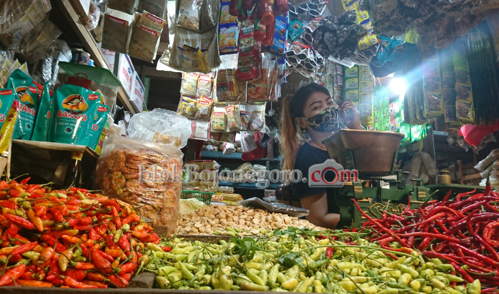 Harga Cabai Rawit Terus Naik, Masyarakat Resah
