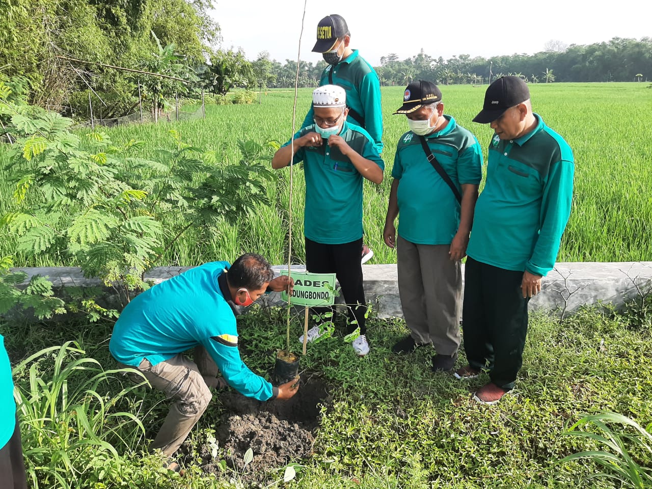 HUT ke-45, YPPRT Melakukan Penanaman Pohon