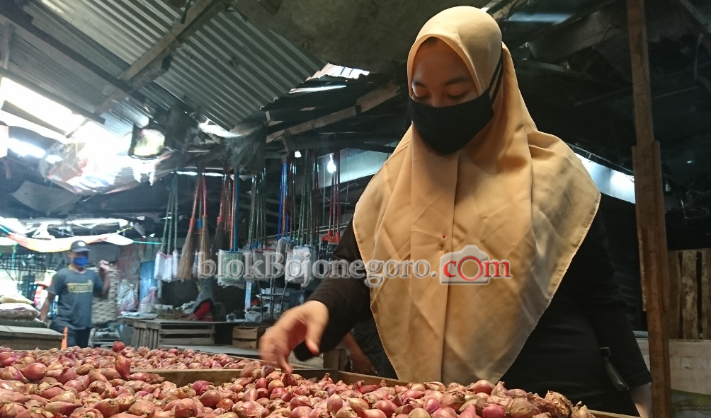 Harga Bawang Merah Kini Mengalami Penurunan