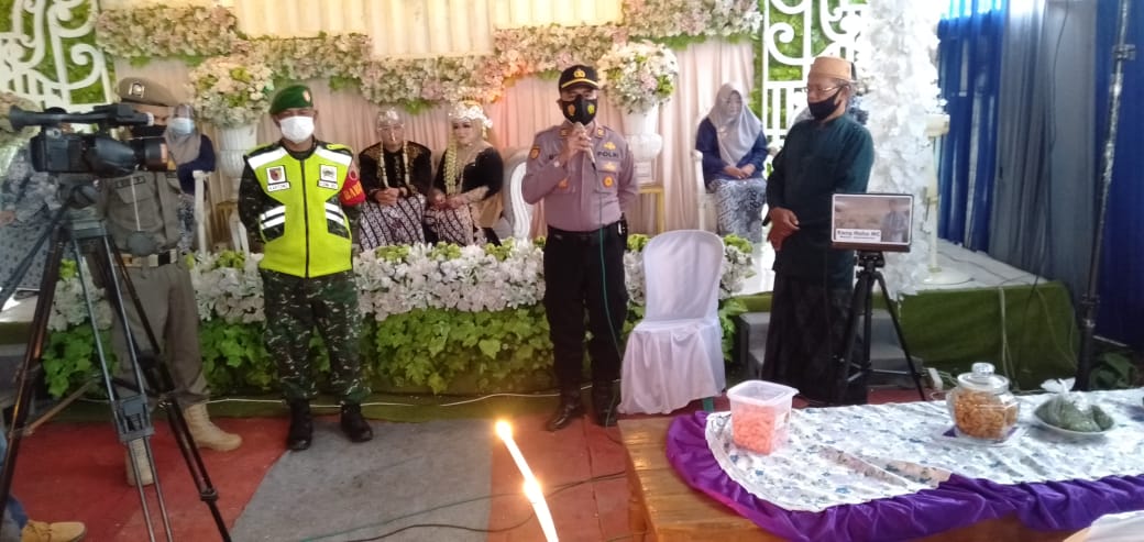 Petugas Gabungan Hentikan Pentas Elektone di Ngasem