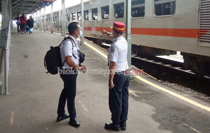 Imlek, Rapid Tes KA Jarak Jauh Berlaku Sehari