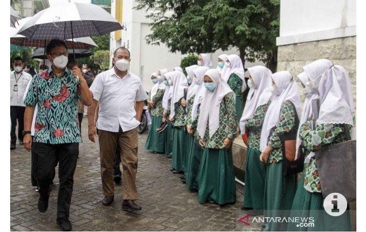 Menkes Minta Ponpes Tetap Terapkan Prokes