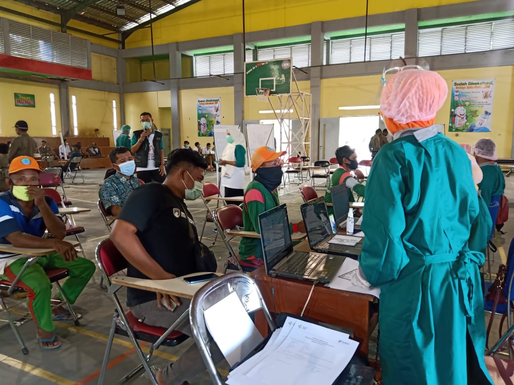 Pelaksanaan Vaksinasi Dibagi di Rumah Sakit dan GOR SMT