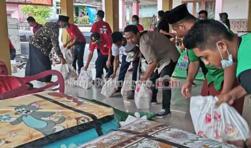 INTI, GUSDURian dan Roemah Bhinneka Bantu Korban Banjir Bandang