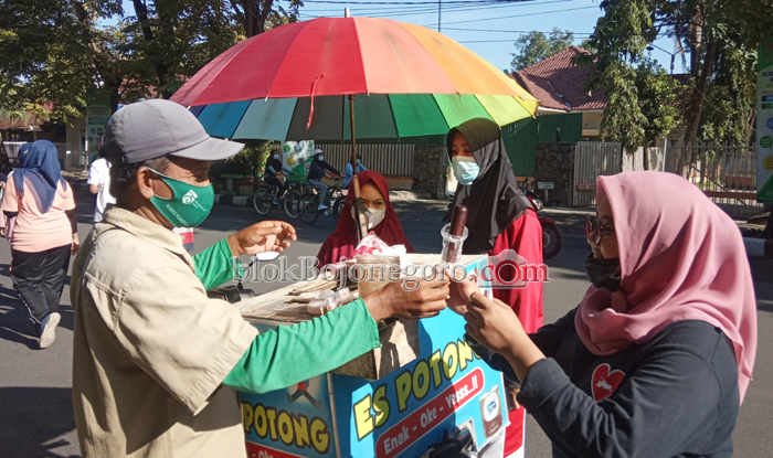 Es Potong Saus Coklat Nostalgia Jajanan Jadul