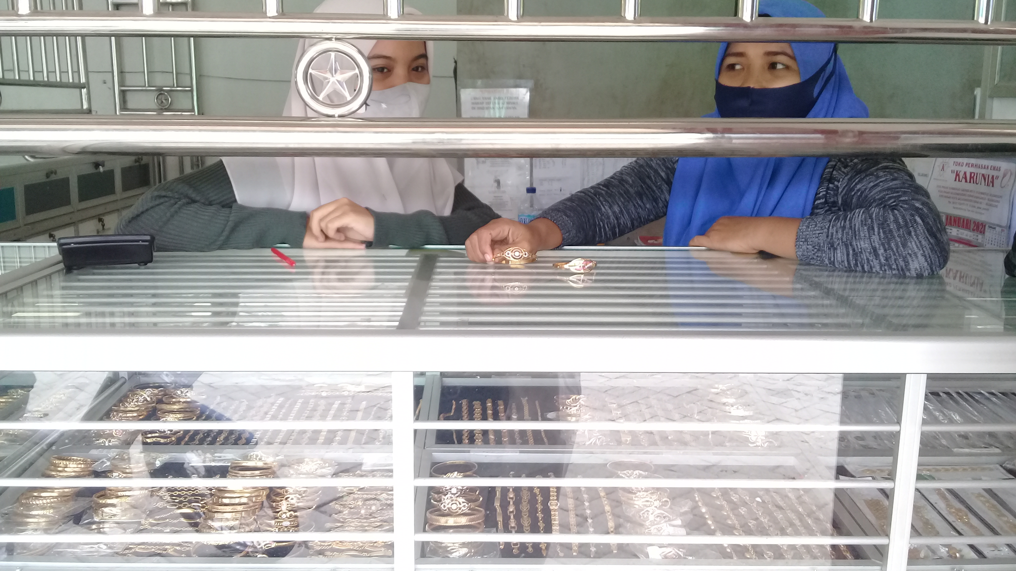 Harga Jual Emas Naik Rp9.000 per Gram
