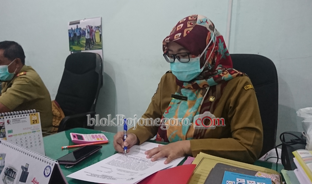 Vaksinasi Serentak di GOR SMT Diberhentikan, Dilanjutkan di Faskes