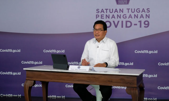 Satgas Ingatkan Faskes Tidak Menolak Lansia Menerima Vaksin Kedua