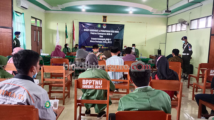 Sengit, Capres dan Cawapres BEM UNUGIRI Beradu Gagasan dalam Forum Debat Kandidat