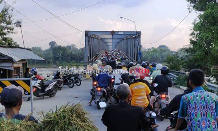 Antre Lewat Jelang Berbuka