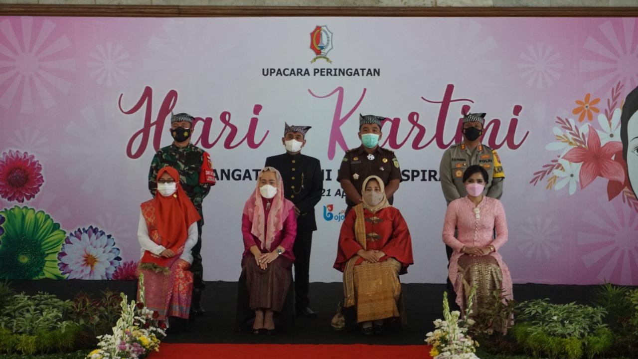 Bupati Ajak Perempuan Berkontribusi Dalam Pembangunan Negeri