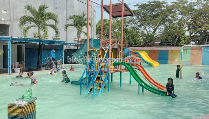 Kolam Renang jadi Tempat Alternatif Liburan