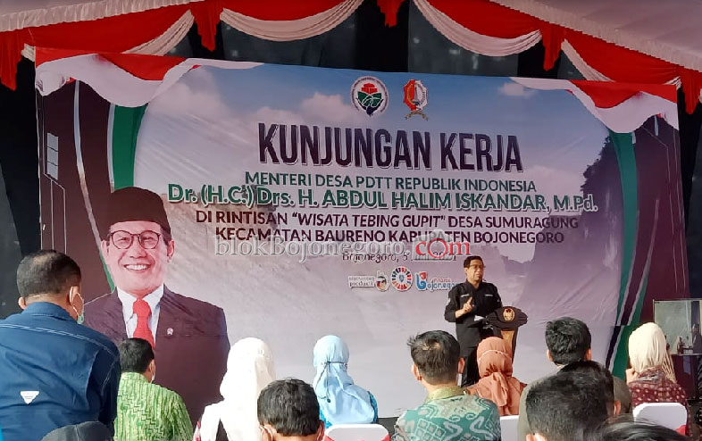 Mendes PDTT Kunjungi Wisata Tebing Gupit, Bersama Anggota DPRD Jatim Sumbang Rp1 M