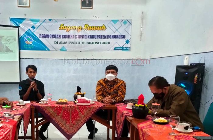 Tertarik Isu Lingkungan, DPRD Ponorogo Kunjungi NGO di Bojonegoro